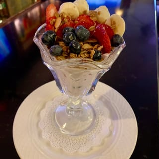 Yogurt Granola Parfait